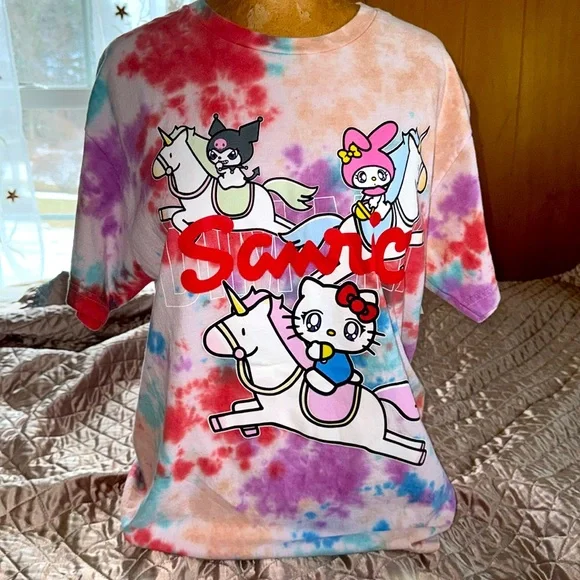 SANRIO TSHIRT HELLO KITTY decals - Picture 1 of 3